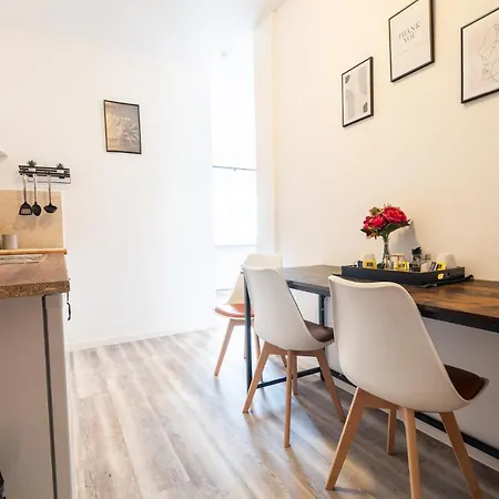 Black Tiger Seaside - Direkt Am * Garden