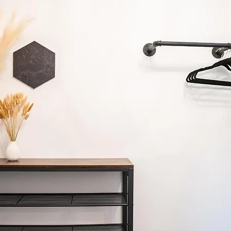 Black Tiger Seaside - Direkt Am Garden