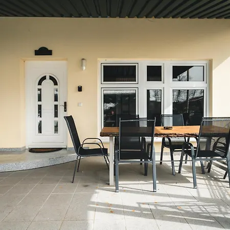 Black Tiger Seaside - Direkt Am Garden