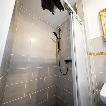 Black Tiger Seaside - Direkt Am Garden