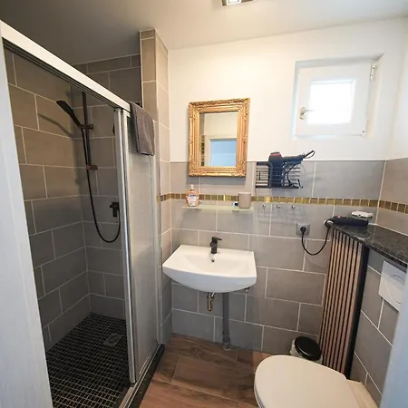 Black Tiger Seaside - Direkt Am